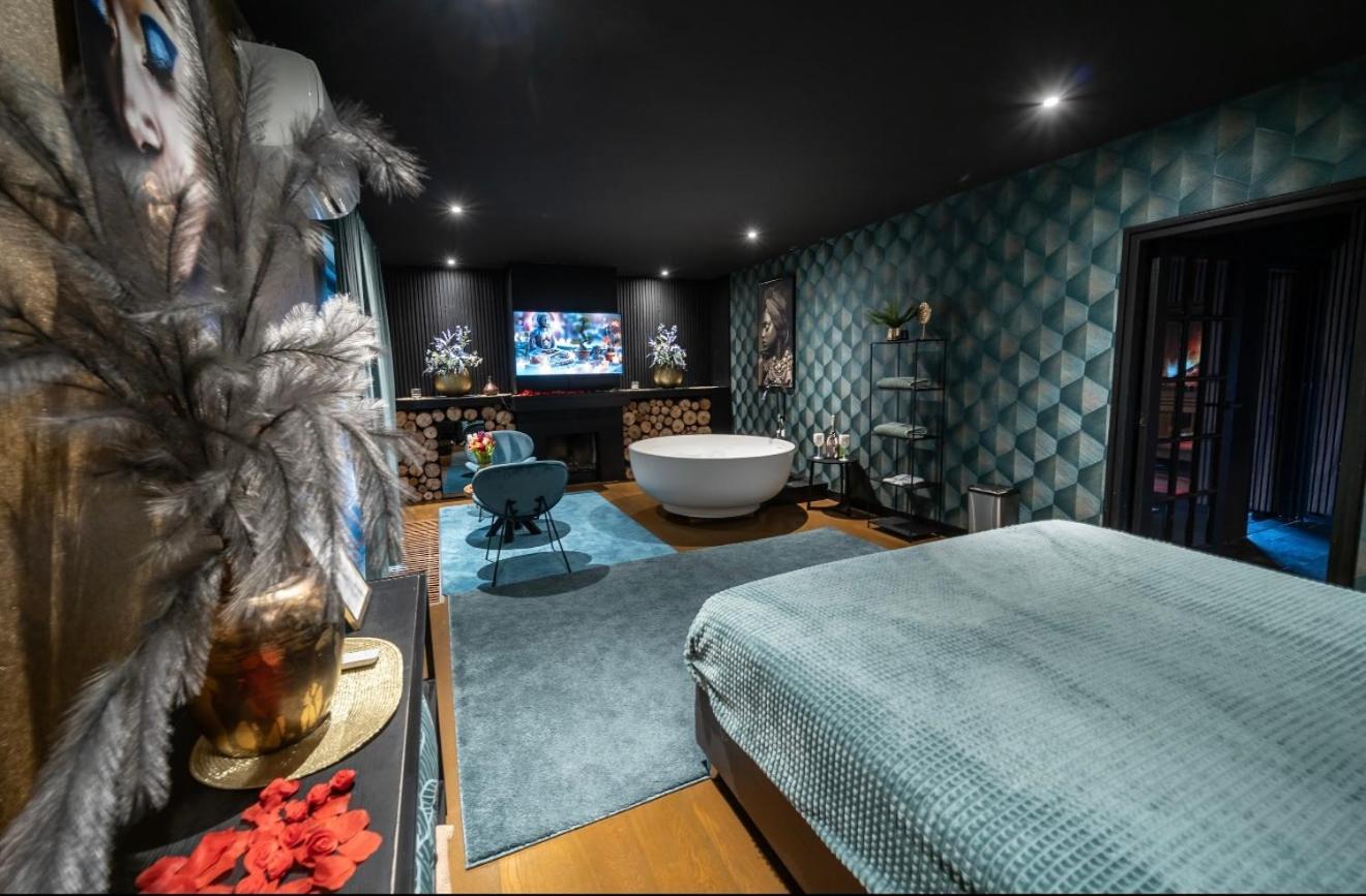 De Luxe Bed &Wellness Villa 's-Hertogenbosch  Buitenkant foto